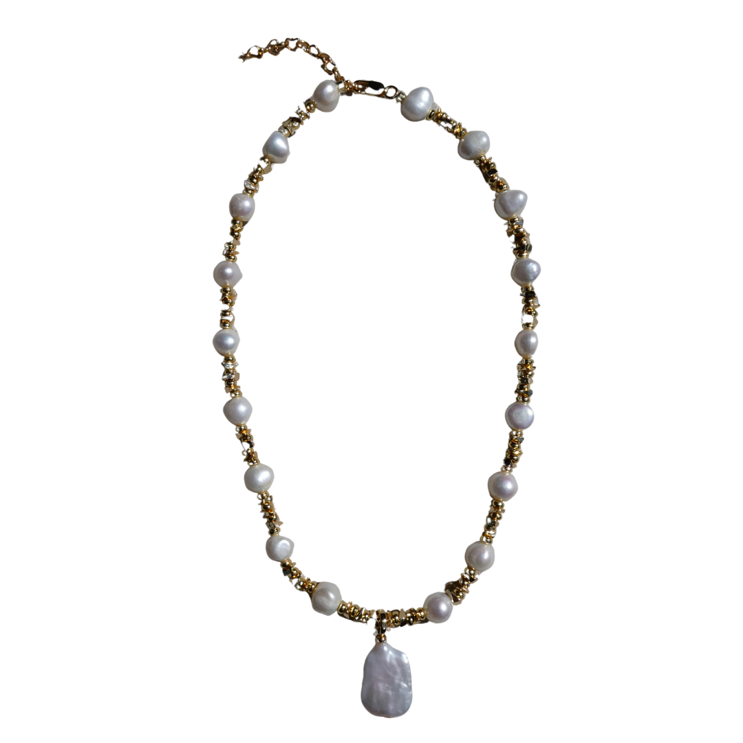 0010 Pearl Short Necklace
