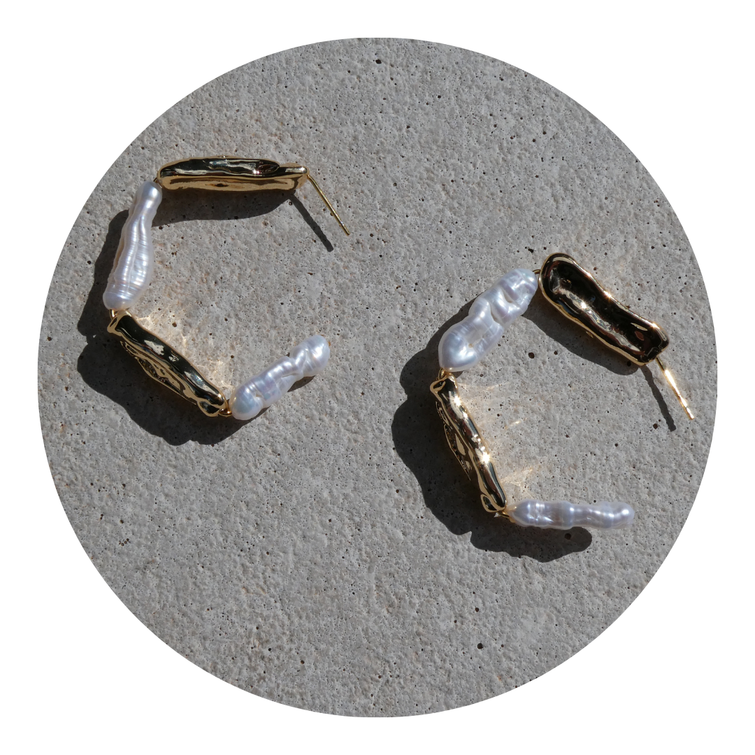 079 Natural Pearl & Gold Statement HoopEarrings