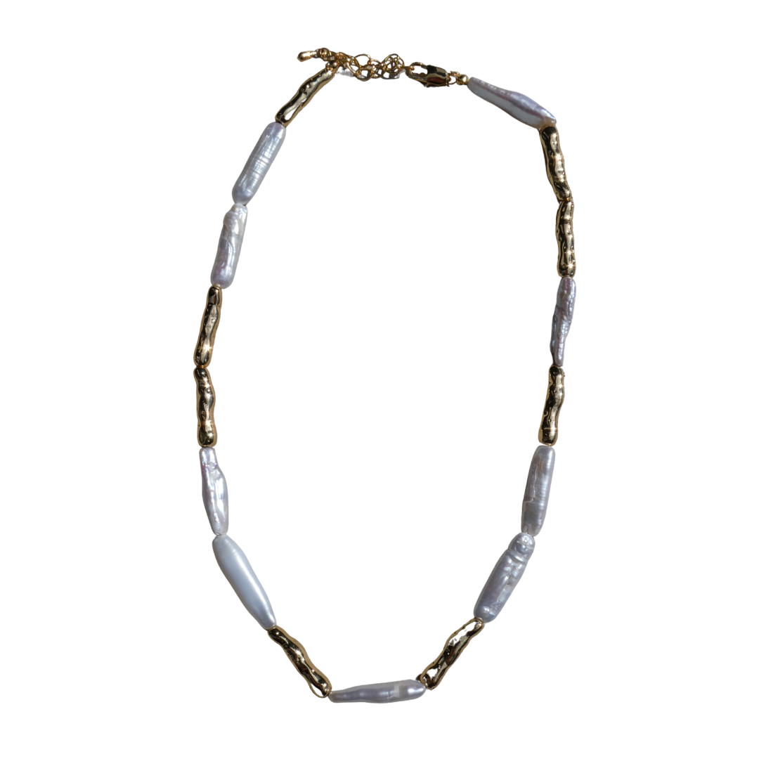 0019 Pearl & Gold Short Necklace