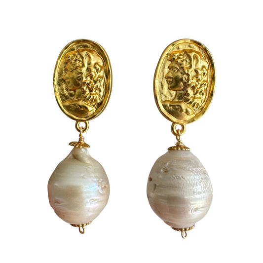 045 Pearl Coin Earrings