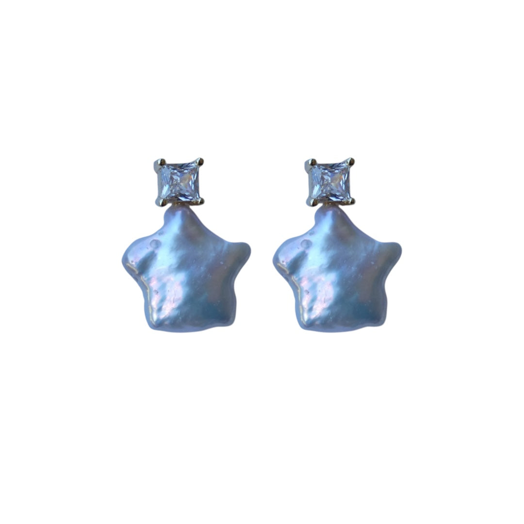 059 Star Pearl Studs