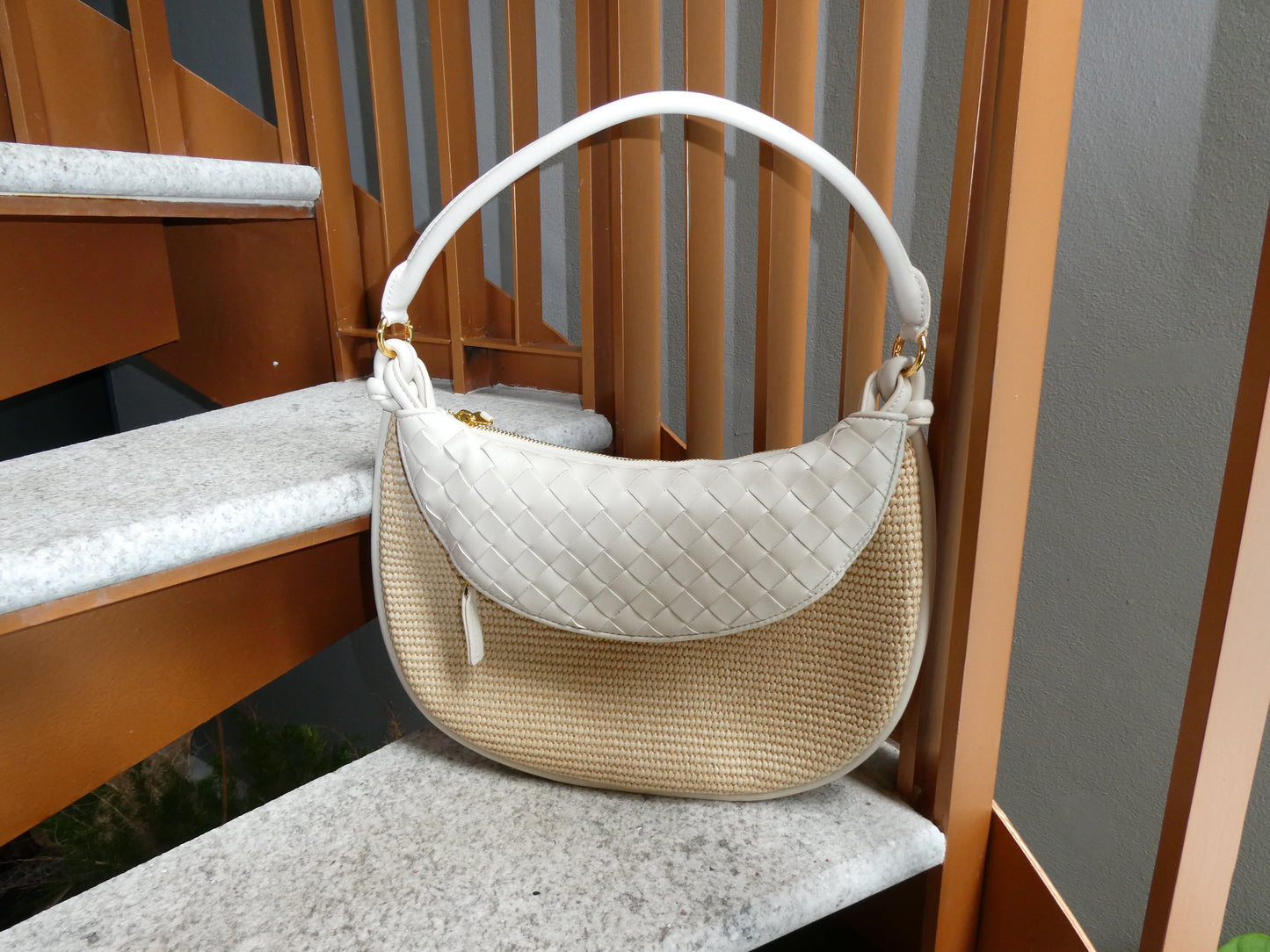 CAMILE Raffia Saddle Bag, Milk