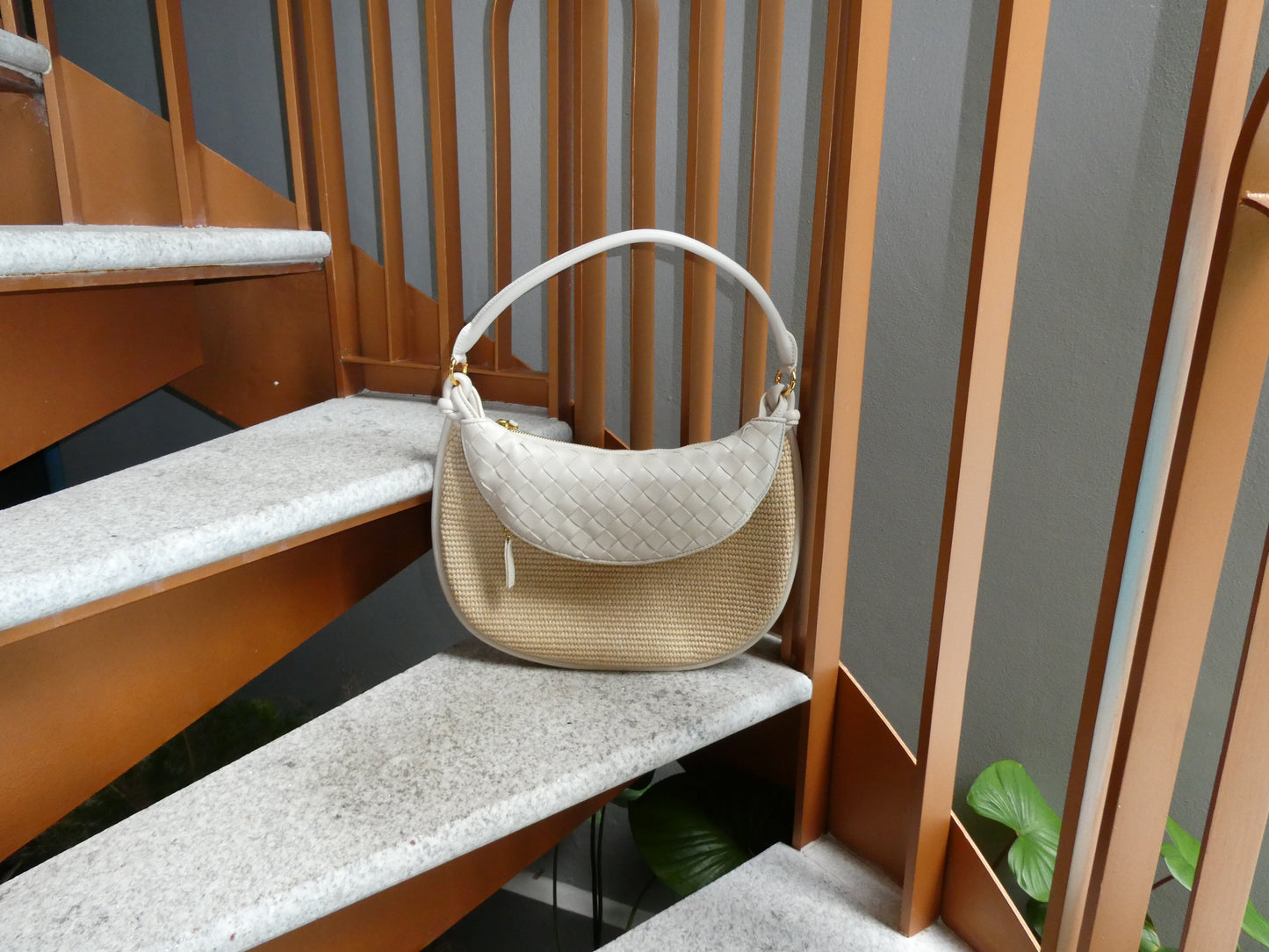 CAMILE Raffia Saddle Bag, Milk