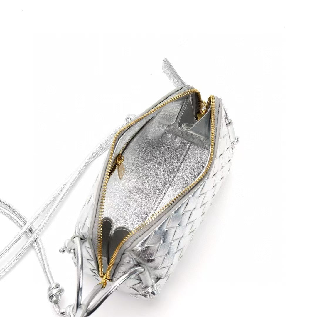 PETRA Triangle Crossbody Bag, Silver